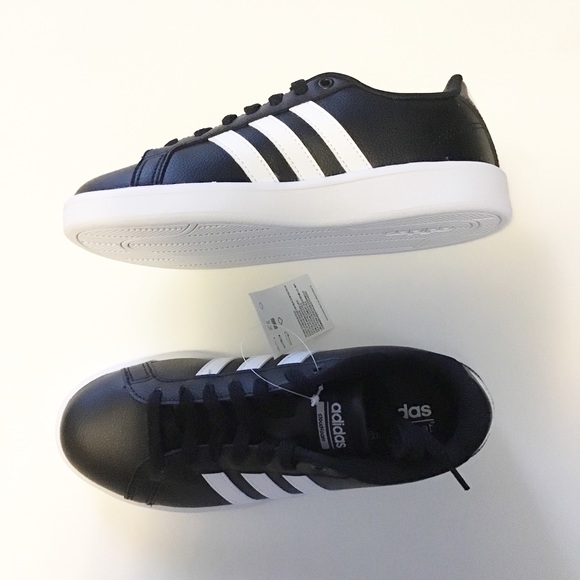 adidas Shoes - Adidas Cloudfoam Advantage Sneakers